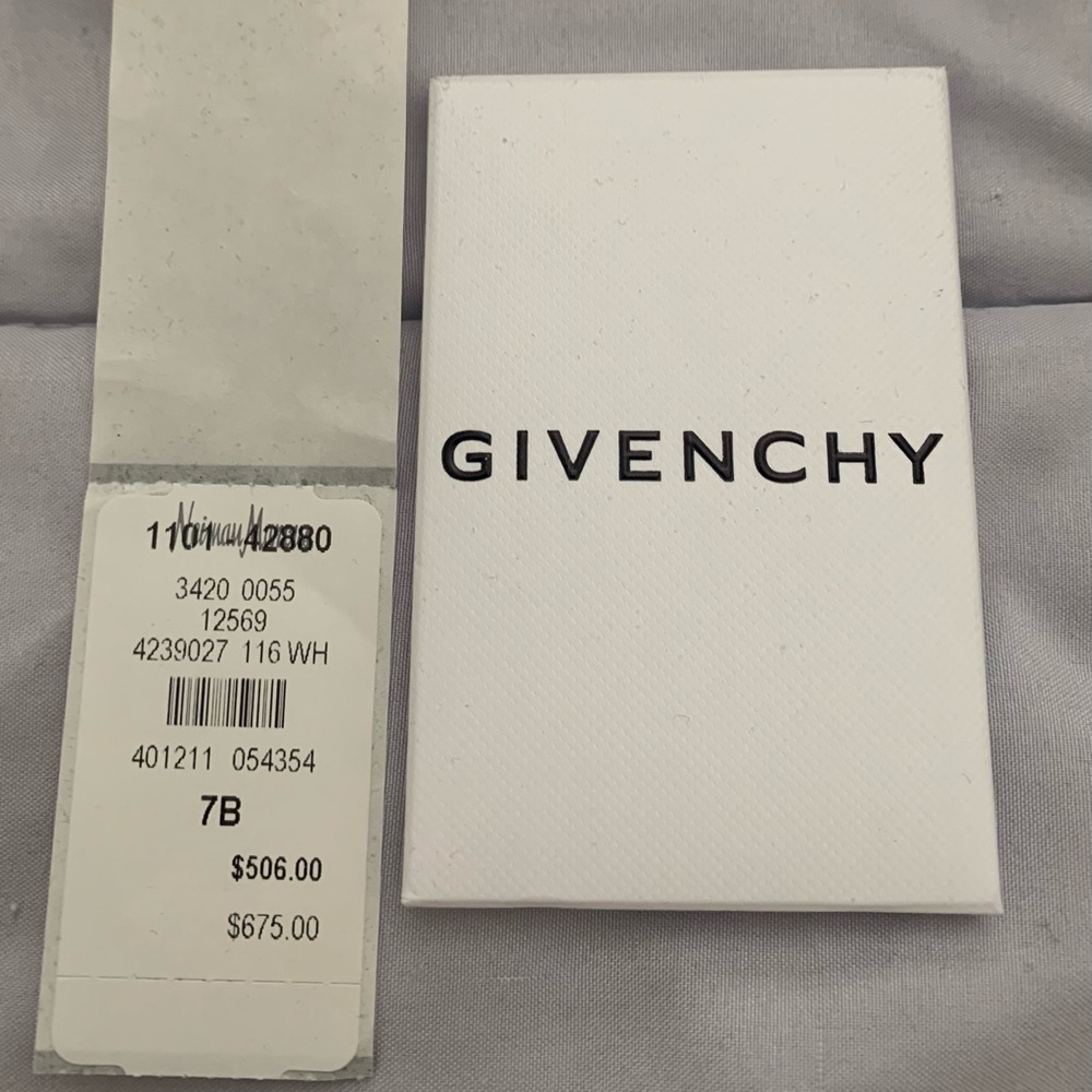 Givenchy Sneaker 7 - Picture 6 of 15